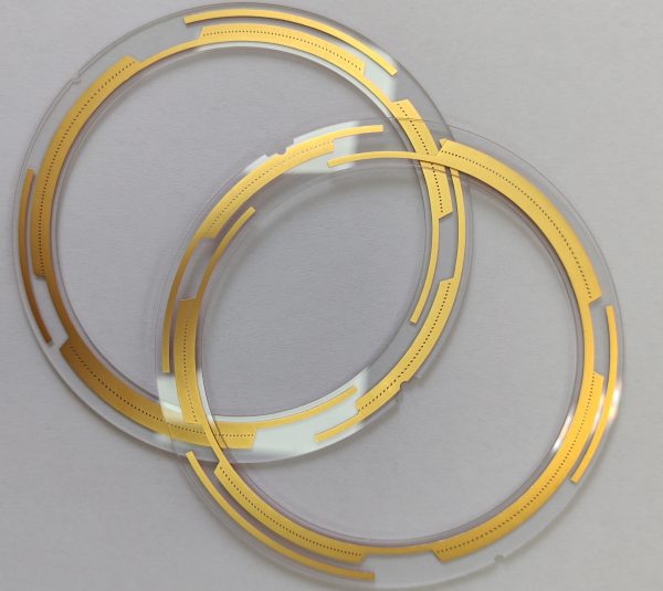 什么是玻璃基PCB-玻璃基双面板