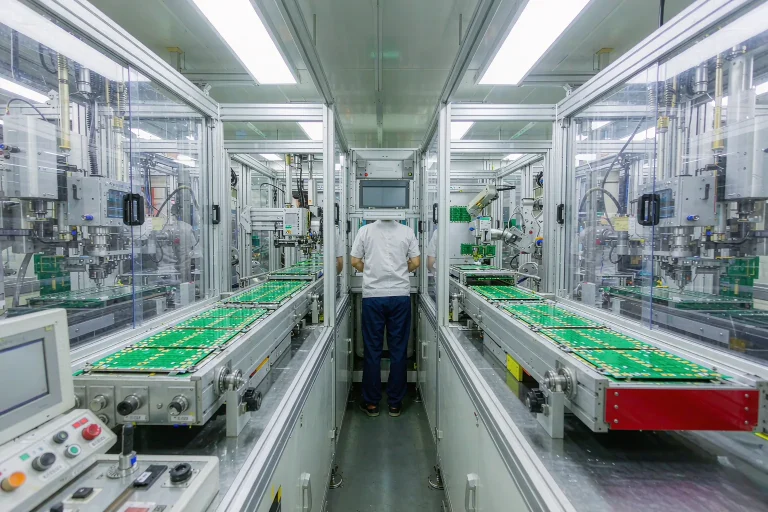 pcb板加工厂怎么选?加工能力、交期与验厂核查清单 1 pcb板加工厂怎么选?加工能力、交期与验厂核查清单